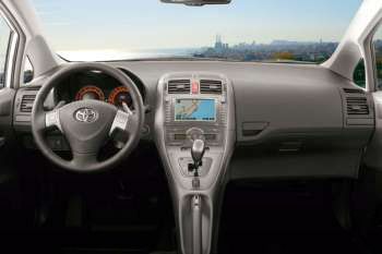 Toyota Auris 1.6 16v VVT-i Luna