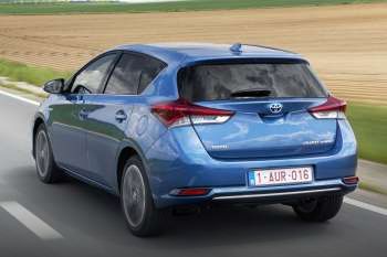 Toyota Auris 1.8 Hybrid Business Plus