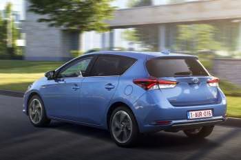 Toyota Auris 2015