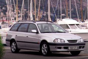 Toyota Avensis Wagon 2.0 Linea Sol