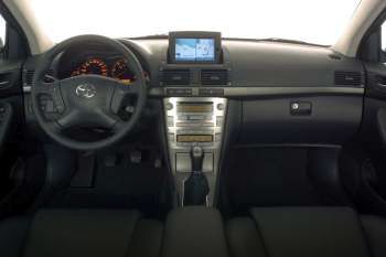Toyota Avensis Wagon 1.8 16v VVT-i Linea Sol