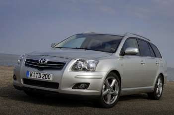 Toyota Avensis Wagon 2.0 16v VVT-i D4 Executive