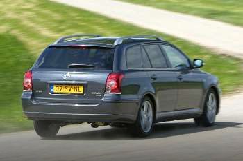 Toyota Avensis Wagon 2.0 16v VVT-i D4 Luna