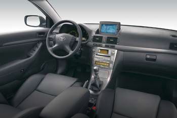 Toyota Avensis Wagon 2.2 D-4D Luna
