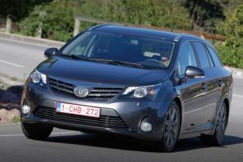 Toyota Avensis Wagon 2.2 D-4D-F Dynamic Business
