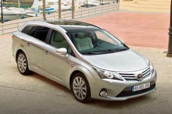 Toyota Avensis 2012