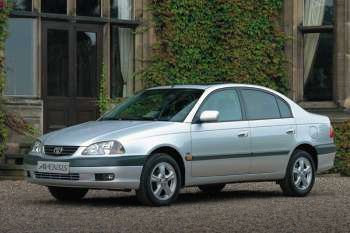 Toyota Avensis 2000