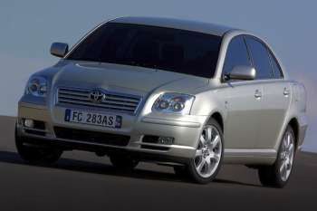 Toyota Avensis 2.4 16v VVT-i D4 Linea Luna