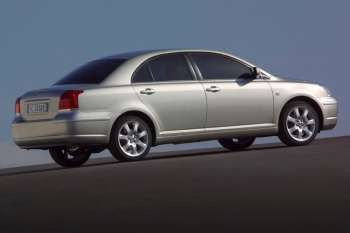 Toyota Avensis 2.4 16v VVT-i D4 Linea Luna