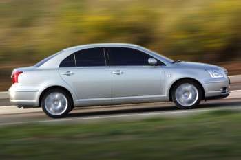 Toyota Avensis 2.4 16v VVT-i D4 Linea Luna