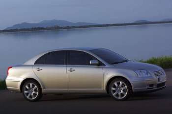 Toyota Avensis 2.0 D-4D Linea Sol