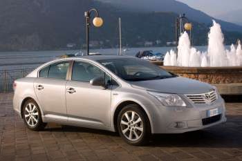 Toyota Avensis 2.0 VVT-i Dynamic