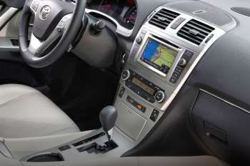 Toyota Avensis 2.0 VVT-i Dynamic Business