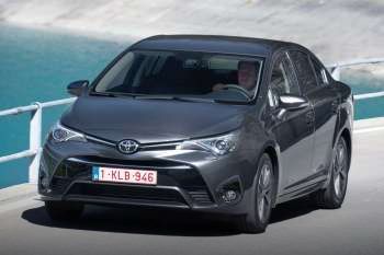 Toyota Avensis 1.6 D-4D-F Lease Pro