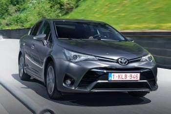 Toyota Avensis 1.6 D-4D-F Lease Pro