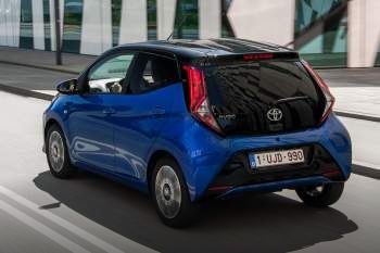 Toyota Aygo 1.0 VVT-i X-play