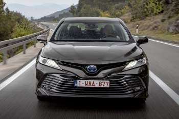 Toyota Camry 2.5 Hybrid Business Plus