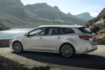 Toyota Corolla Touring Sports 2.0 Hybrid GR Sport