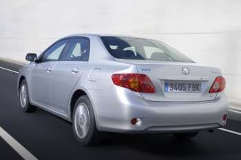 Toyota Corolla 1.6 16v VVT-i Terra