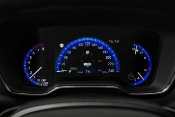 Toyota Corolla 1.8 Hybrid Business Intro