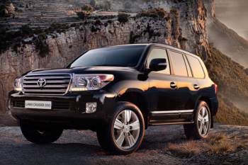 Toyota Land Cruiser V8 Standard Roof 4.5 D-4D Executive