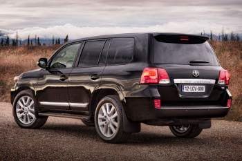 Toyota Land Cruiser V8 2012