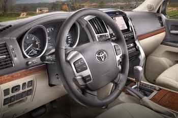 Toyota Land Cruiser V8