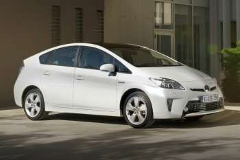 Toyota Prius 1.8 Plug-in Hybrid Dynamic Business