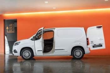 Toyota Proace City Long 1.5 D-4D 100hp Professional