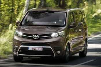 Toyota Proace Shuttle Compact 1.6 D-4D 115hp Cool Comfort