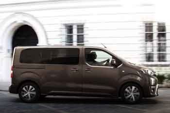 Toyota Proace Shuttle