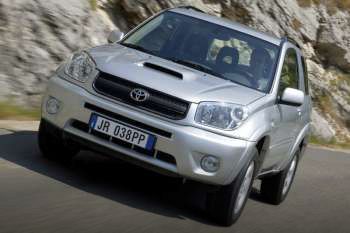 Toyota RAV4 2.0 16v VVT-i Linea Sol 4WD