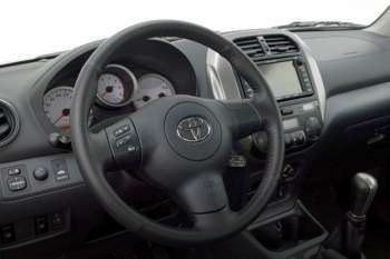 Toyota RAV4 2.0 D4-D Linea Luna 4WD