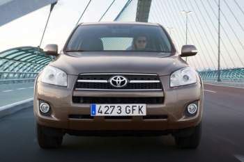 Toyota RAV4 2.2 D-4D D-CAT Executive Business