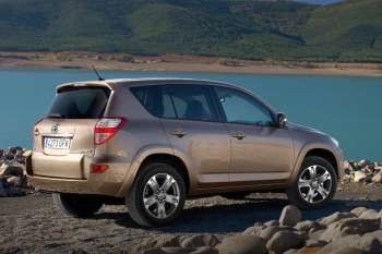 Toyota RAV4 2.2 D-4D-F 4WD Executive Business