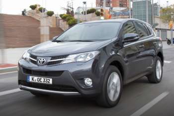 Toyota RAV4 2.2 D-4D-F 4WD Executive Business