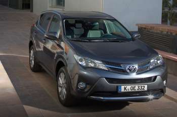 Toyota RAV4 2.0 D-4D-F 2WD Executive Business