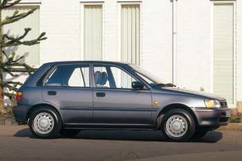 Toyota Starlet 1.3 XLi