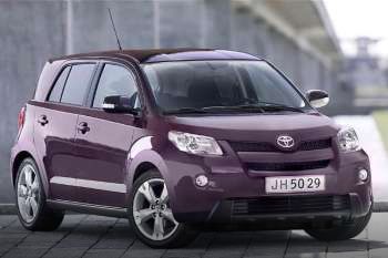 Toyota Urban Cruiser 1.3 VVT-i Dynamic Pearl