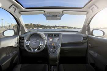 Toyota Verso-S 1.3 VVT-i Aspiration