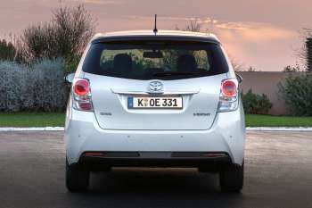 Toyota Verso 1.8 16v VVT-i Aspiration 7P