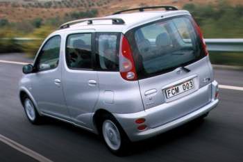 Toyota Yaris Verso 1.5 16v VVT-i Linea Luna