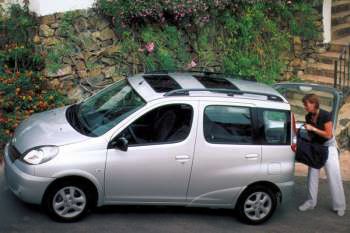 Toyota Yaris Verso 1.5 16v VVT-i Linea Luna