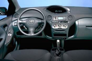 Toyota Yaris 2003 Bilder 9 Von 10 Cars Data Com