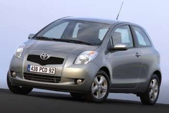 Toyota Yaris 1.3 16v VVT-i Linea Terra