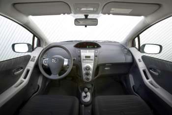 Toyota Yaris 1.3 16v VVT-i Linea Terra