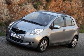 Toyota Yaris 1.3 16v VVT-i Linea Terra