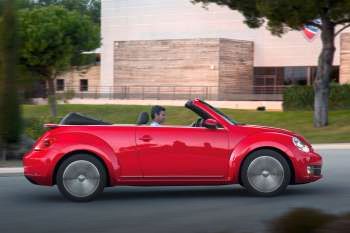 Volkswagen Beetle Cabrio 1.4 TSI 160hp Sport