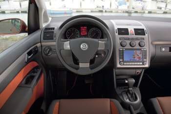 Volkswagen CrossTouran 2.0 TDI 140hp