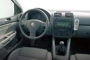 Volkswagen Golf 1.6 16V FSI Comfortline